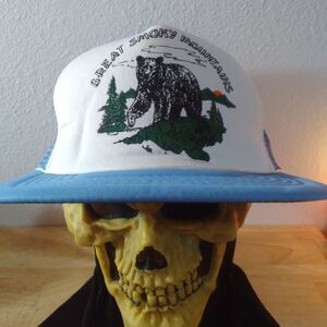 Vintage Great Smoky Mountains Black Bear Rope Snap Back Trucker Hat